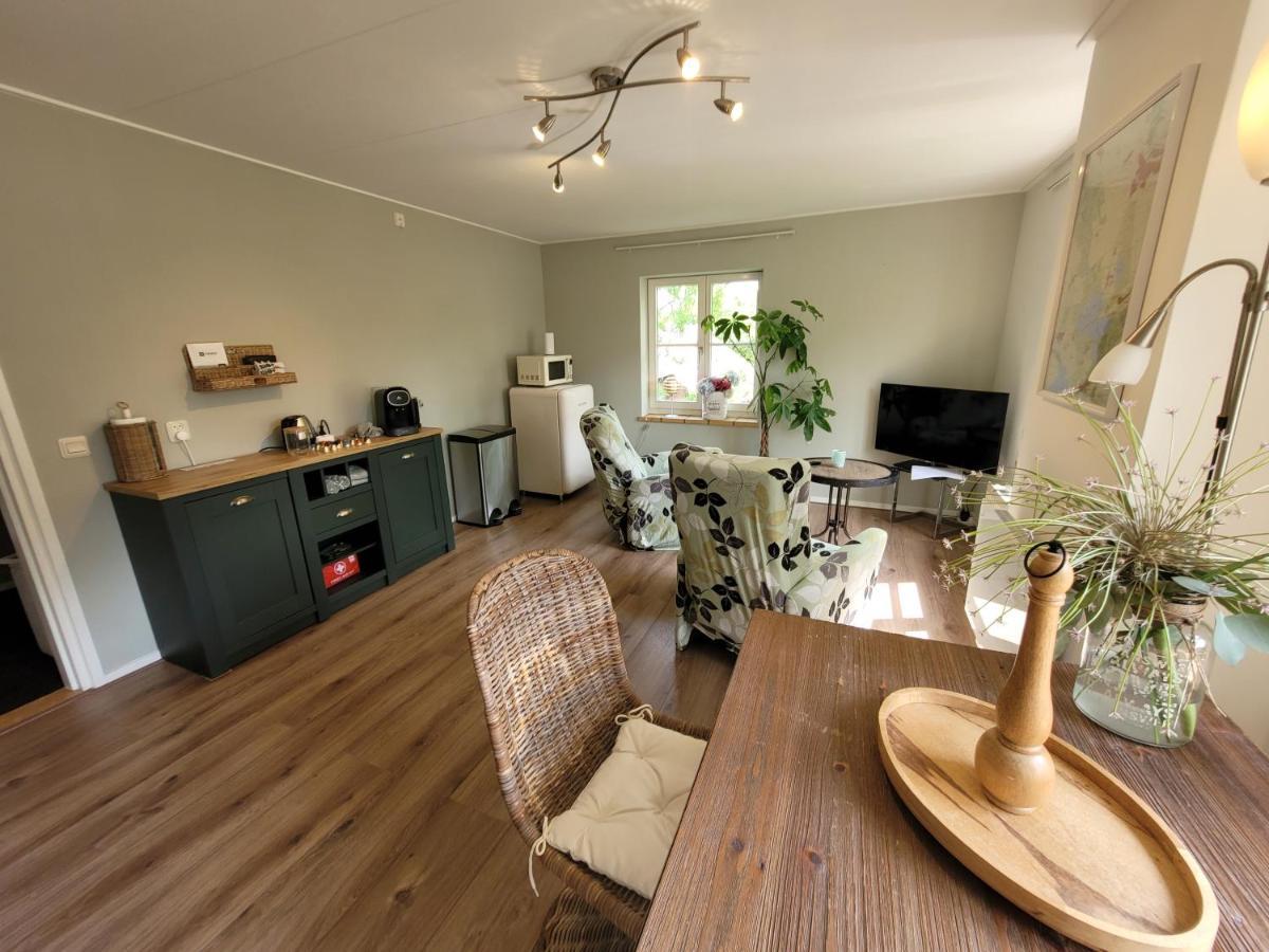 B&B Villa Giethoorn - Canalview, Privacy & Parking Luaran gambar