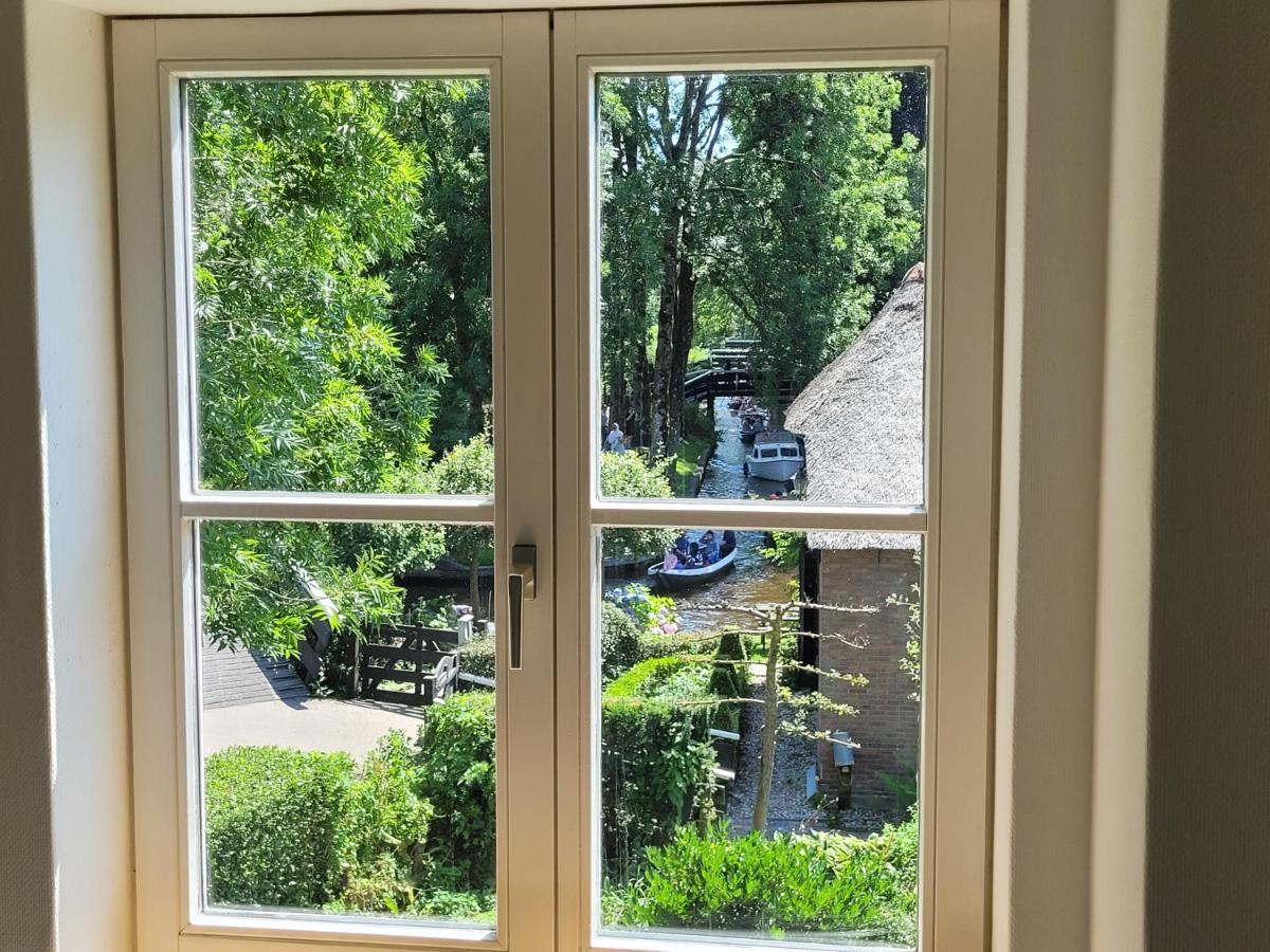 B&B Villa Giethoorn - Canalview, Privacy & Parking Luaran gambar